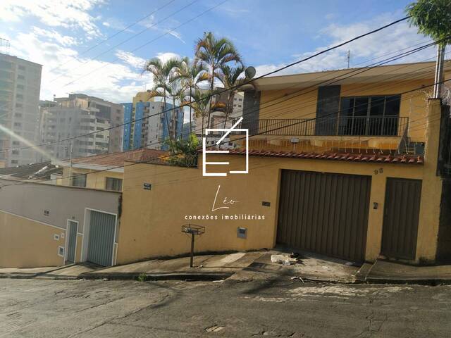 #810 - Casa para Venda em Poços de Caldas - MG - 1